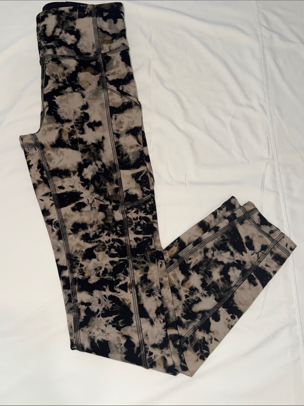 lululemon Tie-Dye High-Rise Leggings - Black & Taupe